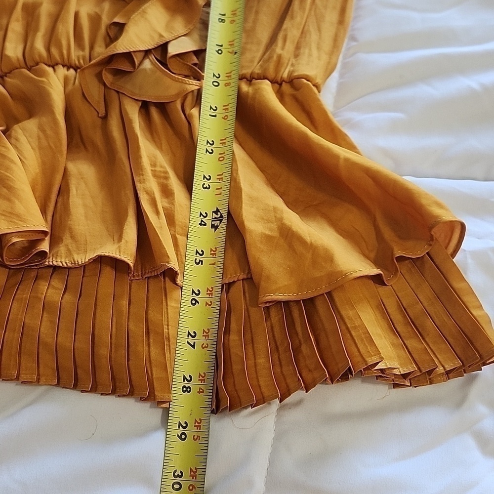 NWT DO+BE MUSTARD YELLOW TOP SIZE LARGE - Picture 12 of 12